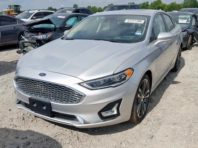 3FA6P0D99KR240297 - 2019 FORD FUSION TIT SILVER photo 2