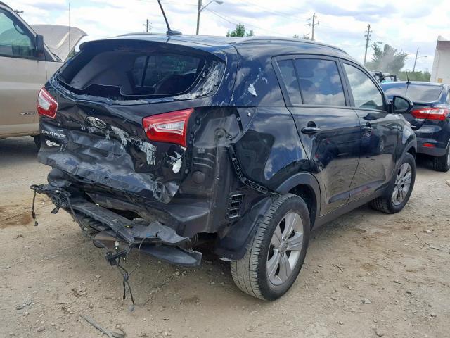 KNDPB3A2XC7224009 - 2012 KIA SPORTAGE B BLACK photo 4