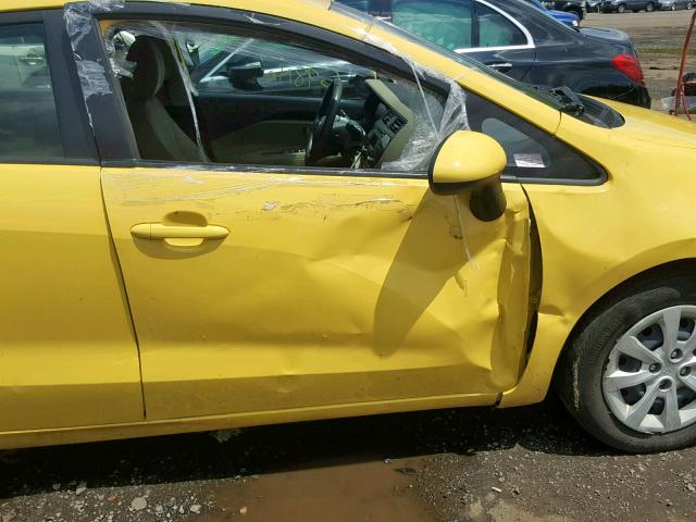 KNADM4A31G6604960 - 2016 KIA RIO LX YELLOW photo 9