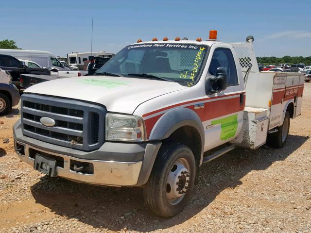 1FDAF56P46ED88801 - 2006 FORD F550 SUPER WHITE photo 2