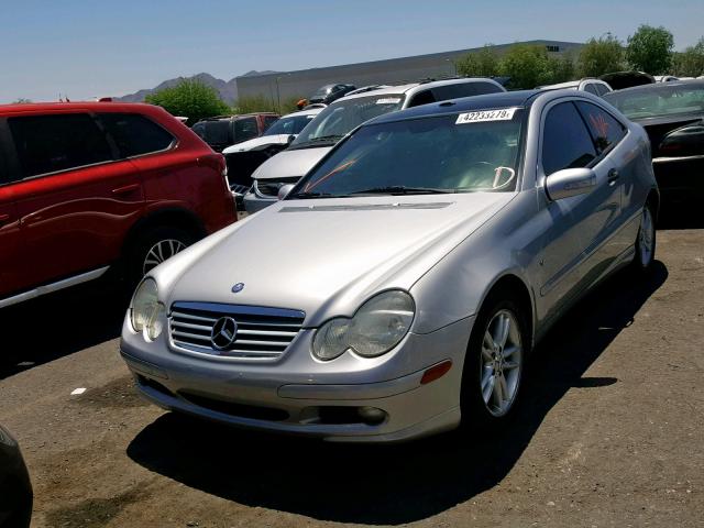 WDBRN40JX3A505159 - 2003 MERCEDES-BENZ C 230K SPO SILVER photo 2