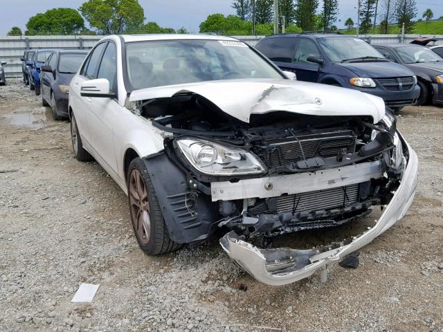 WDDGF4HB4DA838287 - 2013 MERCEDES-BENZ C 250 WHITE photo 1