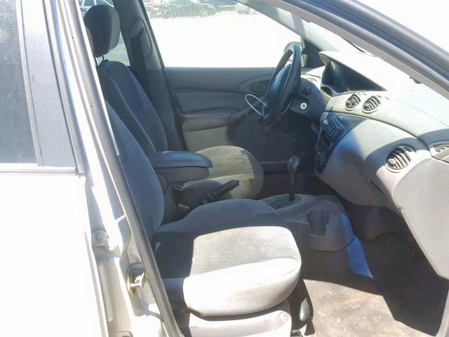 1FAFP33PX3W116104 - 2003 FORD FOCUS LX SILVER photo 5