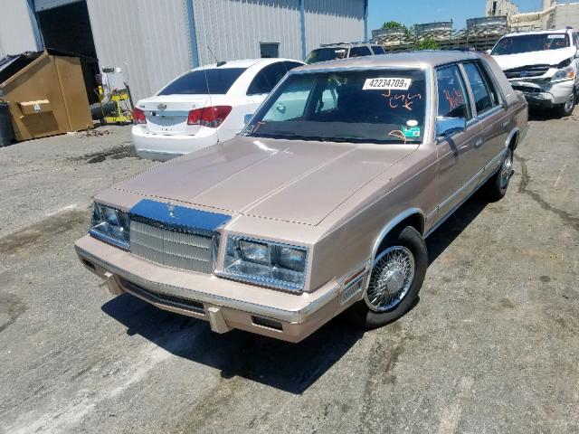 1C3BT56KXHC257817 - 1987 CHRYSLER NEW YORKER GOLD photo 2