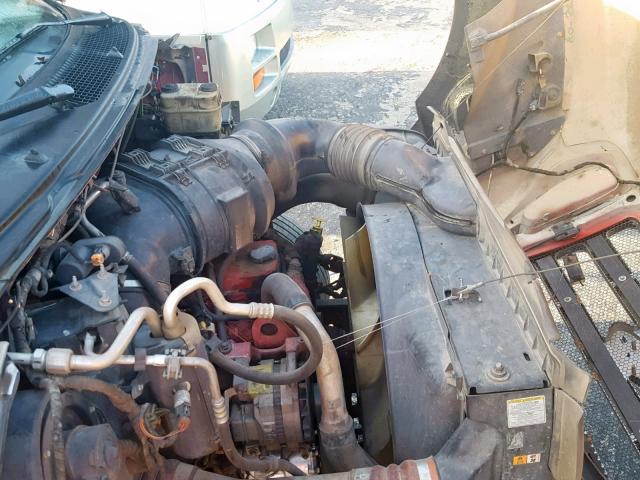 3FRNX65CX8V073275 - 2008 FORD F650 SUPER RED photo 7