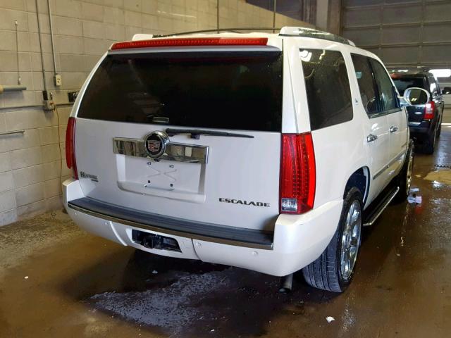 1GYFK43599R117968 - 2009 CADILLAC ESCALADE H WHITE photo 4