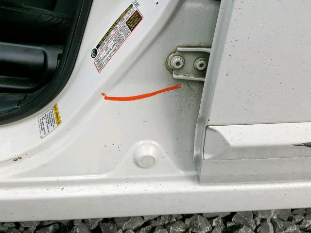 2HGFA16639H536475 - 2009 HONDA CIVIC LX-S أبيض صورة 9