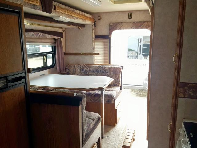 1NCA990S930102217 - 2003 ARCT FOX CAMPER TWO TONE photo 8