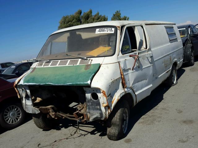 B25AB4X098327 - 1974 DODGE VAN WHITE photo 2