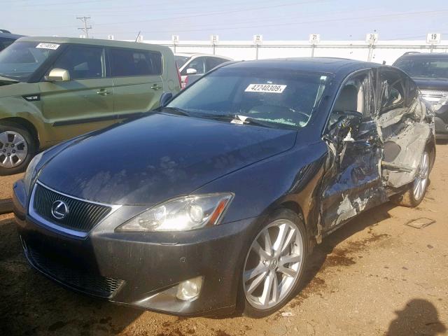 JTHBE262365007968 - 2006 LEXUS IS 350 GRAY photo 2