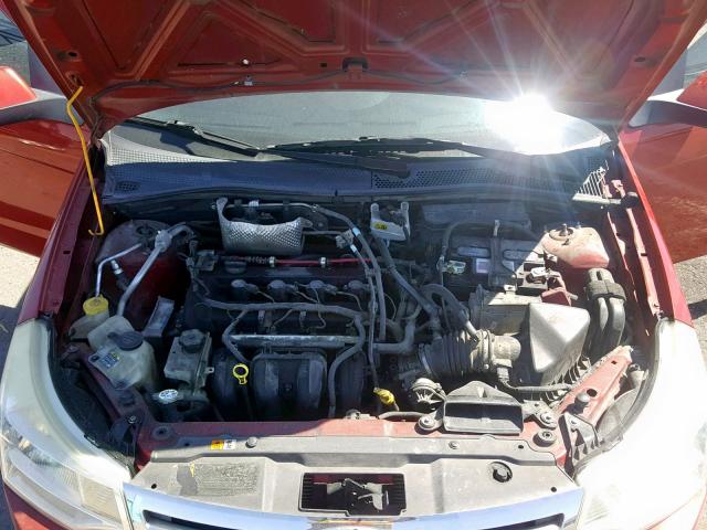 1FAHP36N19W215728 - 2009 FORD FOCUS SES RED photo 7