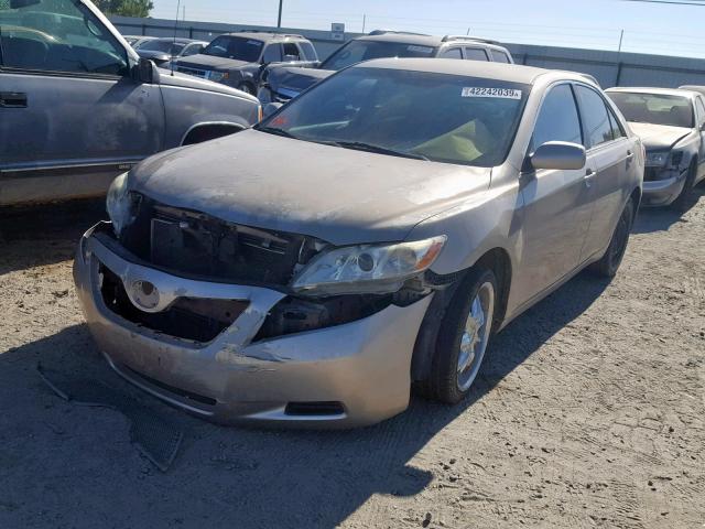 4T1BE46K77U626816 - 2007 TOYOTA CAMRY NEW GOLD photo 2