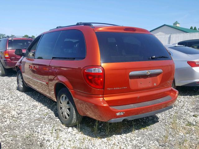 2A4GP54L06R701836 - 2006 CHRYSLER TOWN & COU RED photo 3