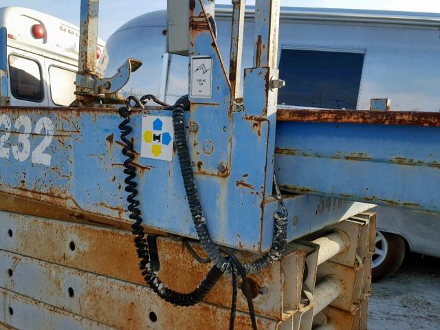 GS3212A98239 - 2012 GENI LIFT BLUE photo 10