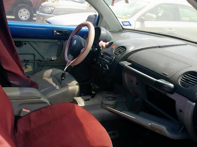 3VWCR31C45M405874 - 2005 VOLKSWAGEN NEW BEETLE BLUE photo 5