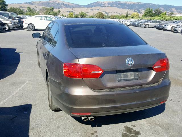 3VW2K7AJ2DM411547 - 2013 VOLKSWAGEN JETTA BASE BROWN photo 3