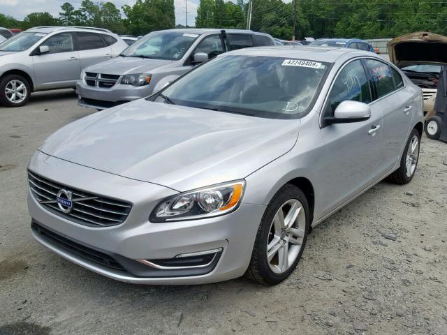 YV126MFK6F1342251 - 2015 VOLVO S60 PREMIE SILVER photo 2