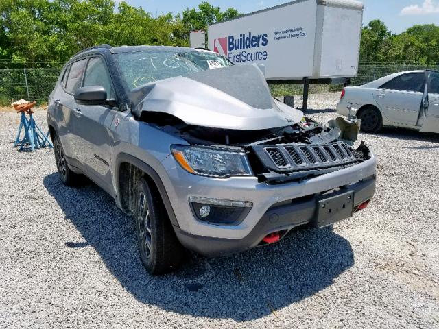 3C4NJDDBXKT739839 - 2019 JEEP COMPASS TR GRAY photo 1