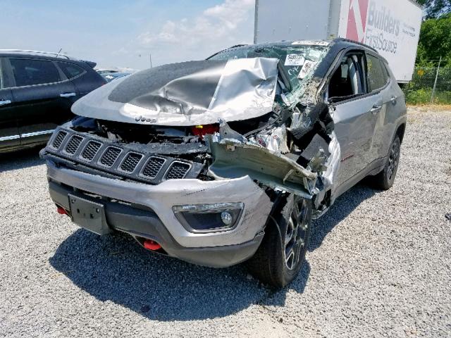 3C4NJDDBXKT739839 - 2019 JEEP COMPASS TR GRAY photo 2