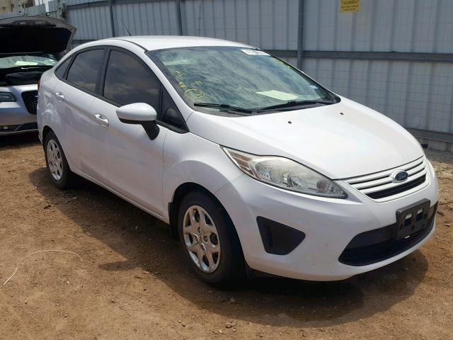 3FADP4AJ5DM113821 - 2013 FORD FIESTA S WHITE photo 1