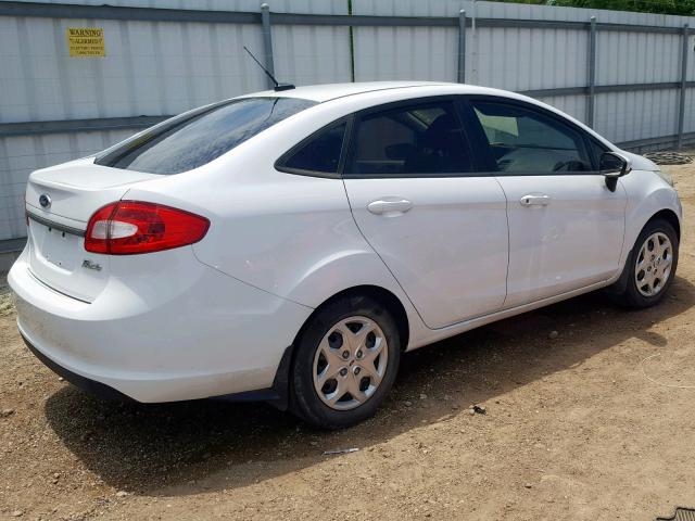 3FADP4AJ5DM113821 - 2013 FORD FIESTA S WHITE photo 4