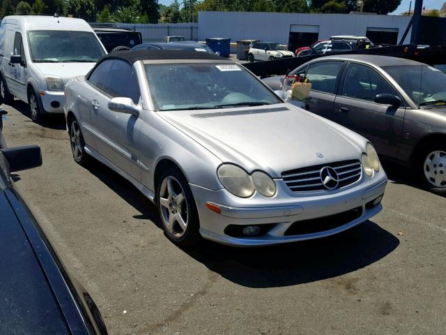 WDBTK75J75F134525 - 2005 MERCEDES-BENZ CLK 500 SILVER photo 1