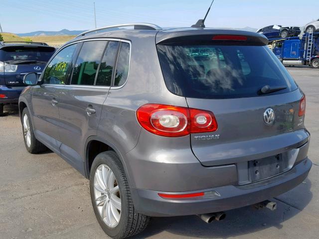 WVGBV95N49W524938 - 2009 VOLKSWAGEN TIGUAN SE CHARCOAL photo 3