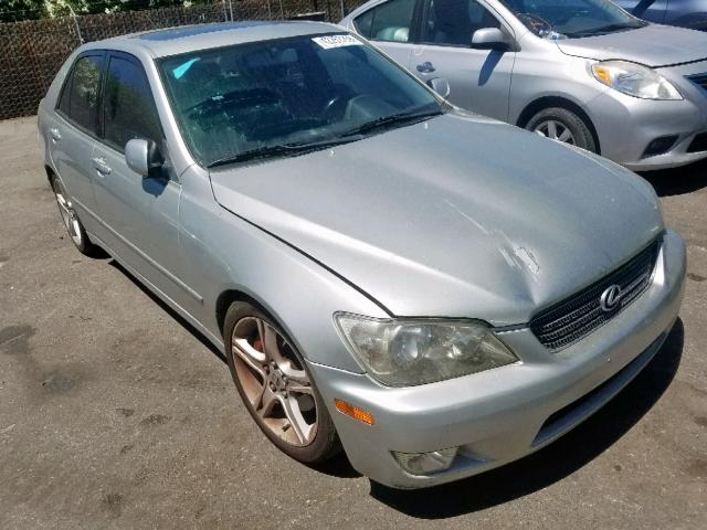 JTHBD182610018639 - 2001 LEXUS IS 300 SILVER photo 1