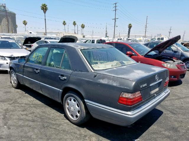 WDBEA32E9RC126154 - 1994 MERCEDES-BENZ E 320 GRAY photo 3