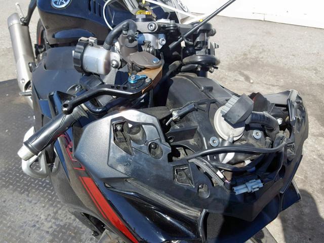 JYARN39Y7FA000465 - 2015 YAMAHA YZFR1 C BLACK photo 9