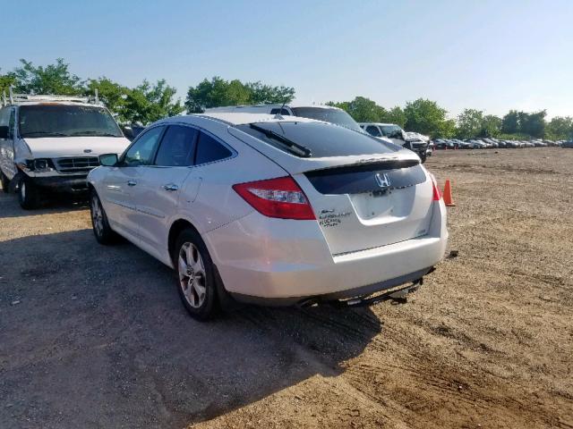 5J6TF2H52AL004665 - 2010 HONDA ACCORD CRO WHITE photo 3