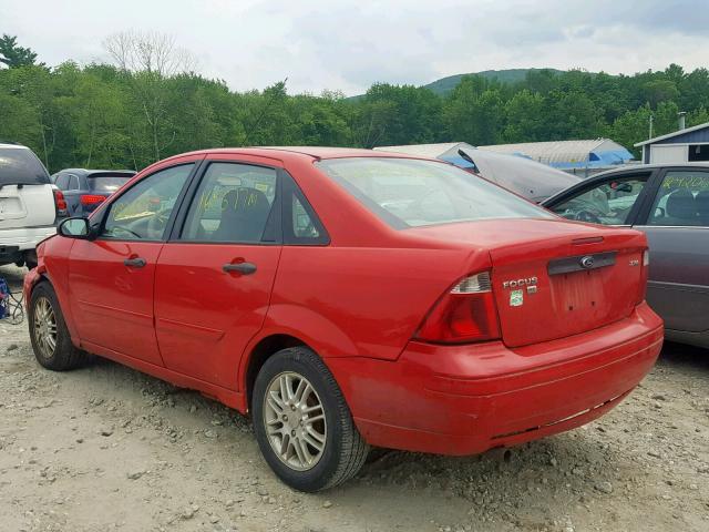 1FAFP34N46W236661 - 2006 FORD FOCUS ZX4 RED photo 3