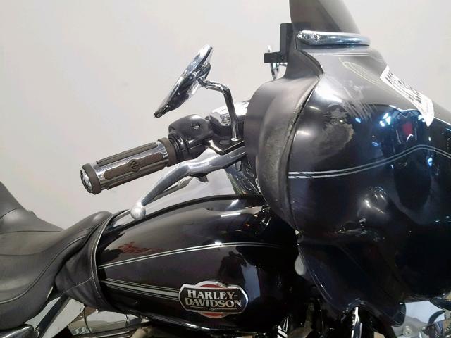 1HD1FC4158Y656620 - 2008 HARLEY-DAVIDSON FLHTCUI BLACK photo 19