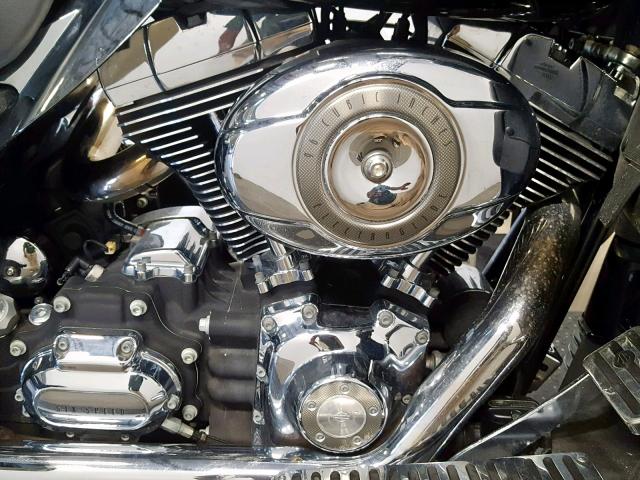 1HD1FC4158Y656620 - 2008 HARLEY-DAVIDSON FLHTCUI BLACK photo 5