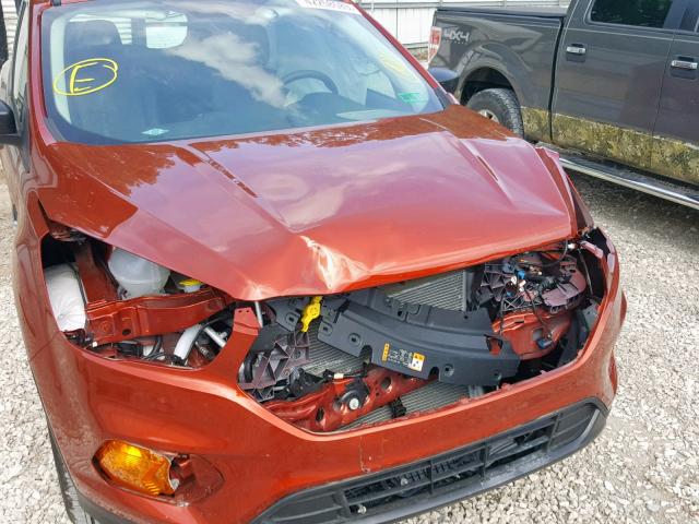 1FMCU0F71KUA76937 - 2019 FORD ESCAPE S ORANGE photo 9