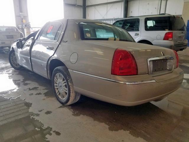 2LNBL8CV1BX766213 - 2011 LINCOLN TOWN CAR S CREAM photo 3