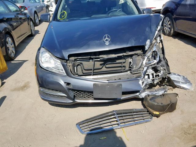 WDDGF4HB2EA953827 - 2014 MERCEDES-BENZ C 250 GRAY photo 9