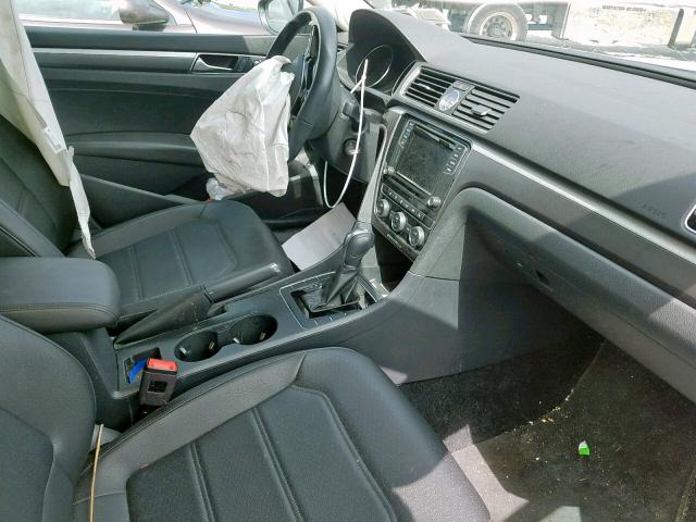 1VWDT7A34HC045220 - 2017 VOLKSWAGEN PASSAT R-L 白色 照片 5