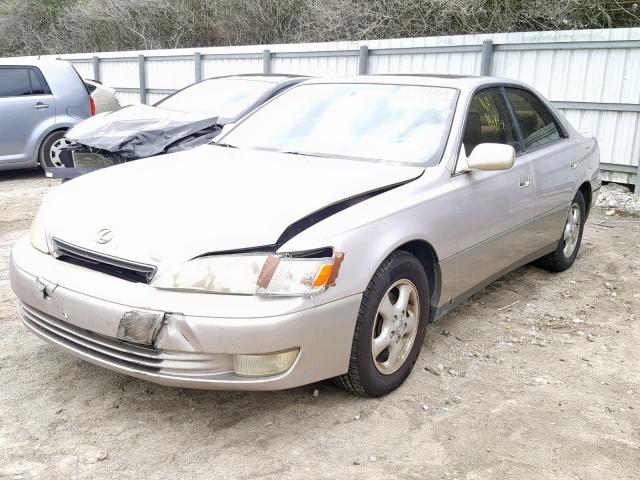 JT8BF22G0V0015441 - 1997 LEXUS ES 300 TAN photo 2