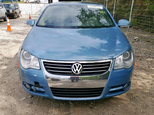 WVWDB71F57V027859 - 2007 VOLKSWAGEN EOS 3.2L S BLUE photo 9