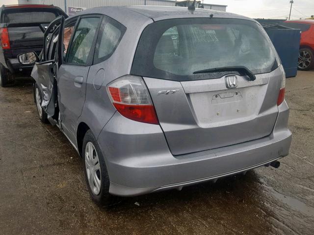 JHMGE8H26AC004525 - 2010 HONDA FIT SILVER photo 3