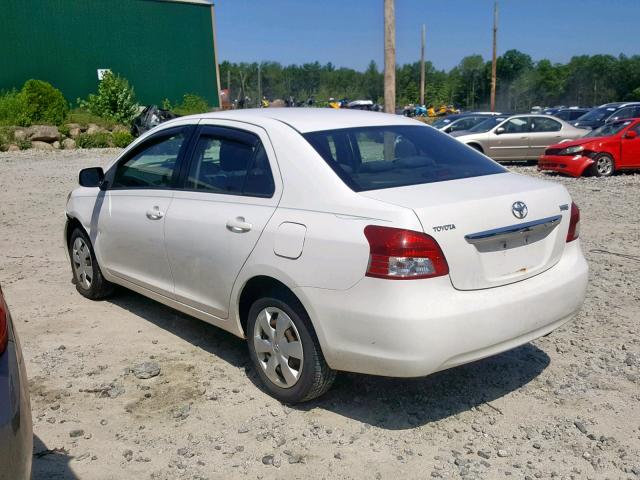 JTDBT923071174960 - 2007 TOYOTA YARIS WHITE photo 3