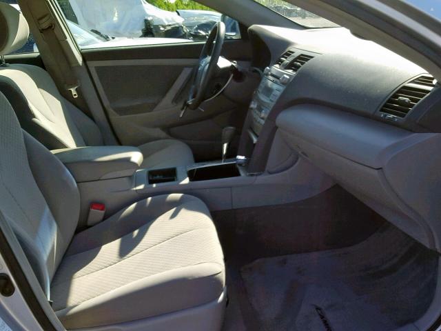 JTNBB46K973008878 - 2007 TOYOTA CAMRY NEW SILVER photo 5