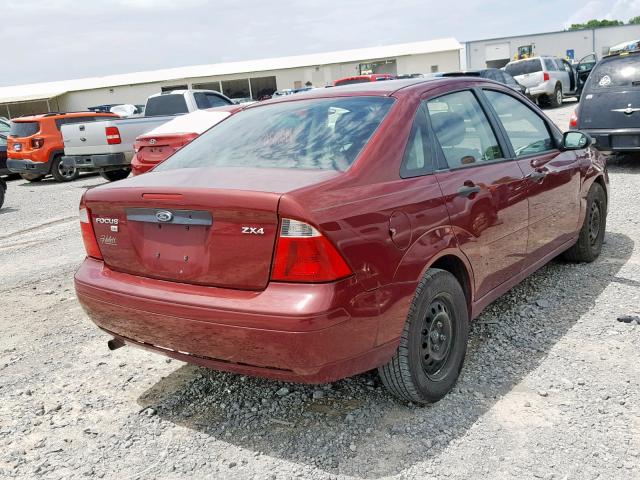 1FAHP34N26W175397 - 2006 FORD FOCUS ZX4 MAROON photo 4