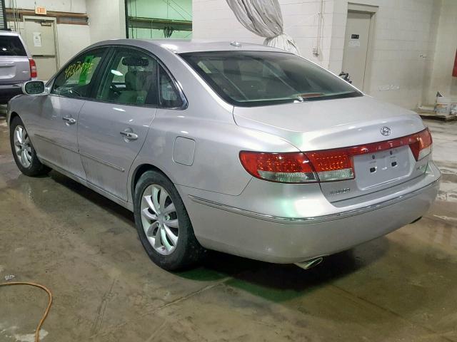 KMHFC46F67A242912 - 2007 HYUNDAI AZERA SE SILVER photo 3