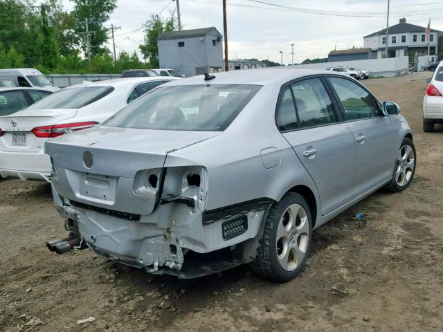 3VWRA71K08M182009 - 2008 VOLKSWAGEN JETTA WOLF SILVER photo 4