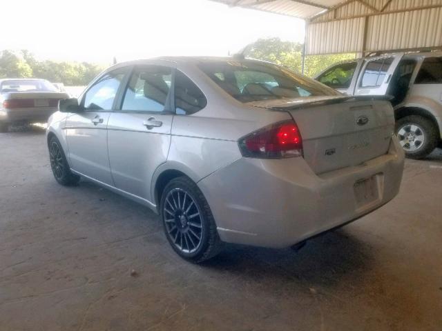 1FAHP3GN8AW126984 - 2010 FORD FOCUS SES SILVER photo 3