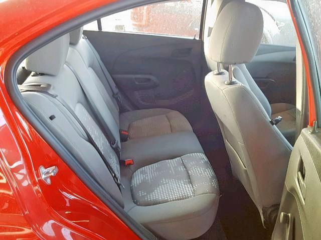 1G1JB5SH0H4151156 - 2017 CHEVROLET SONIC LS RED photo 6