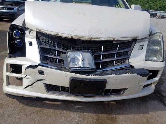 1G6DD67V090129821 - 2009 CADILLAC STS WHITE photo 9