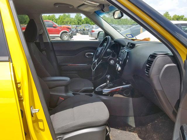 KNDJX3A57E7043891 - 2014 KIA SOUL ! YELLOW photo 5